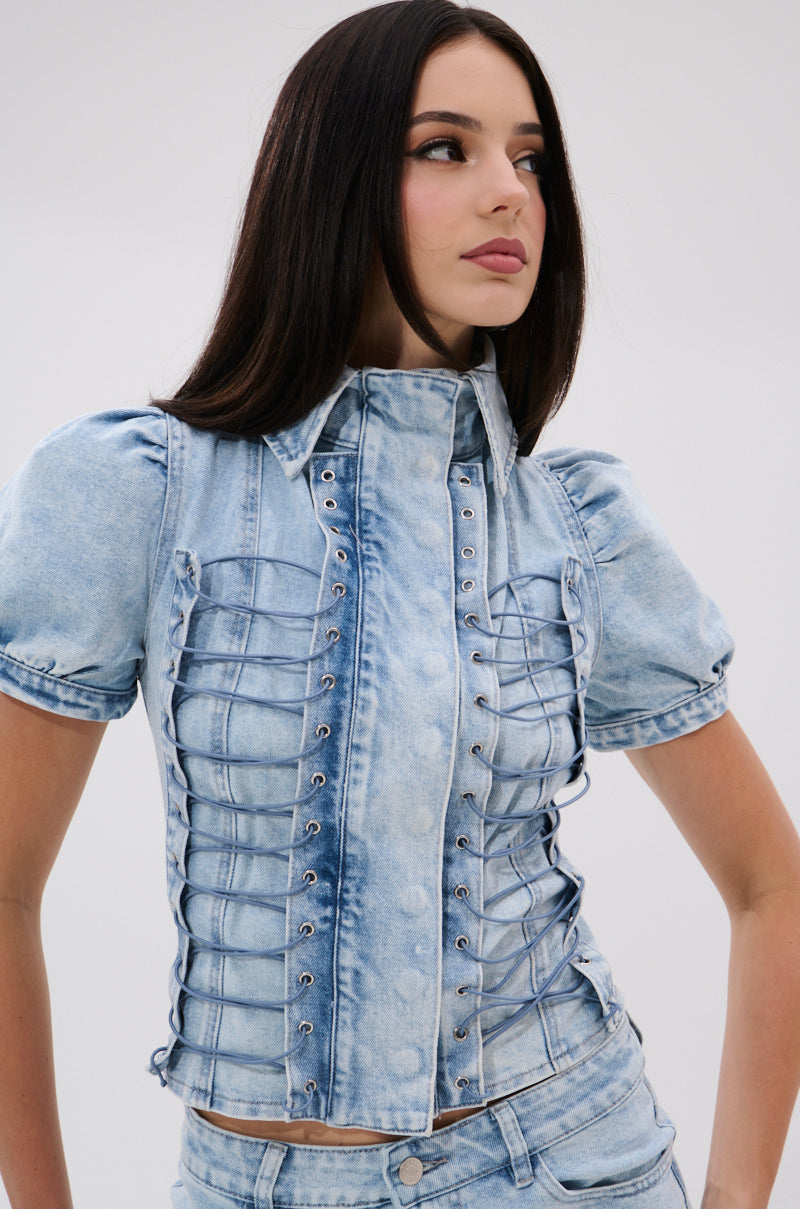 WAYS TO GO TIE DENIM BLOUSE