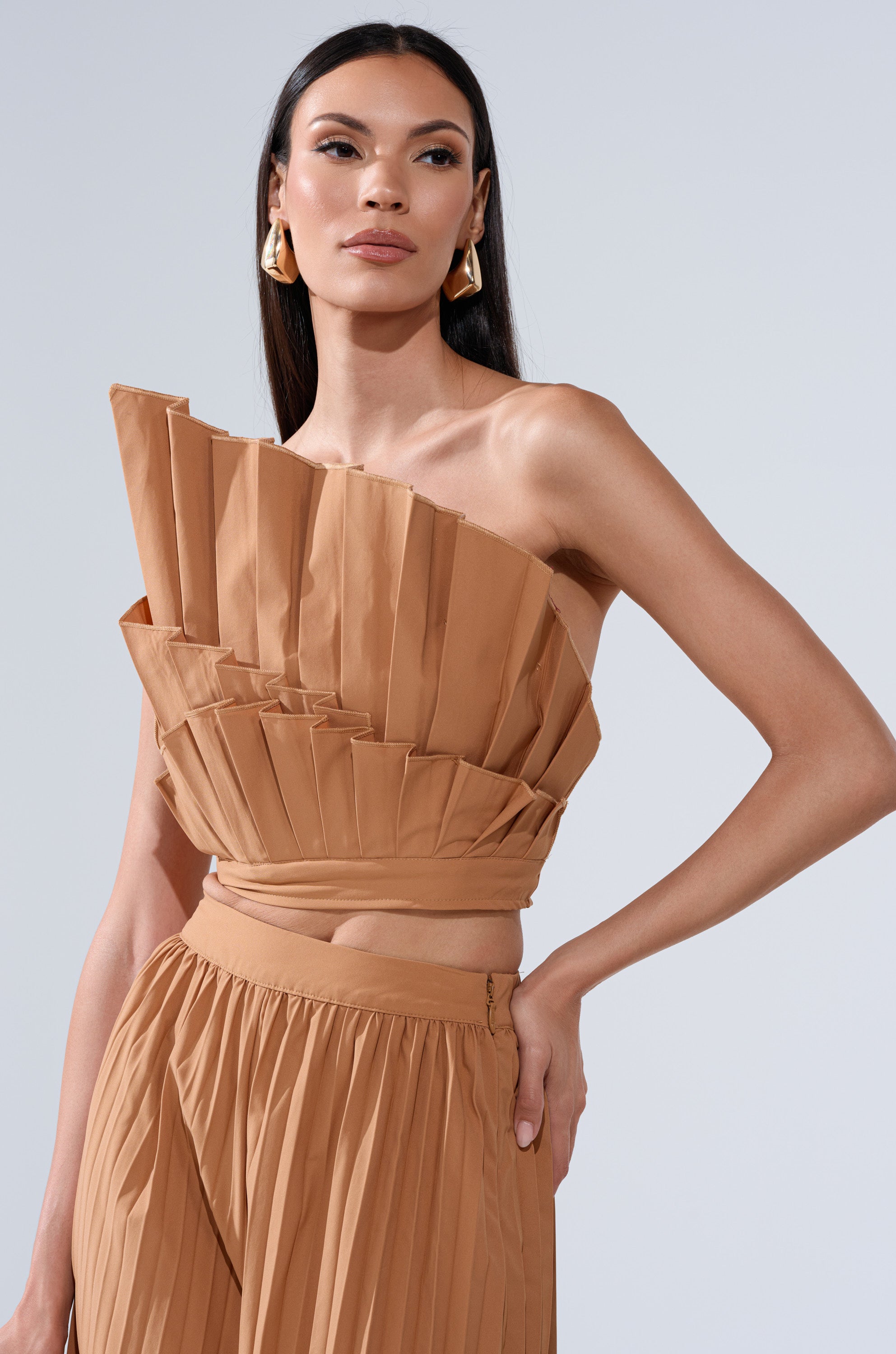 STAR OF THE NIGHT PLEATED BLOUSE