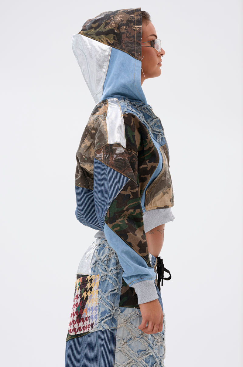 WILD AND FREE ZIP UP SWEATSHIRT