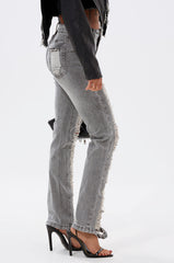 ULTRA DISTRESSED SKINNY DENIM