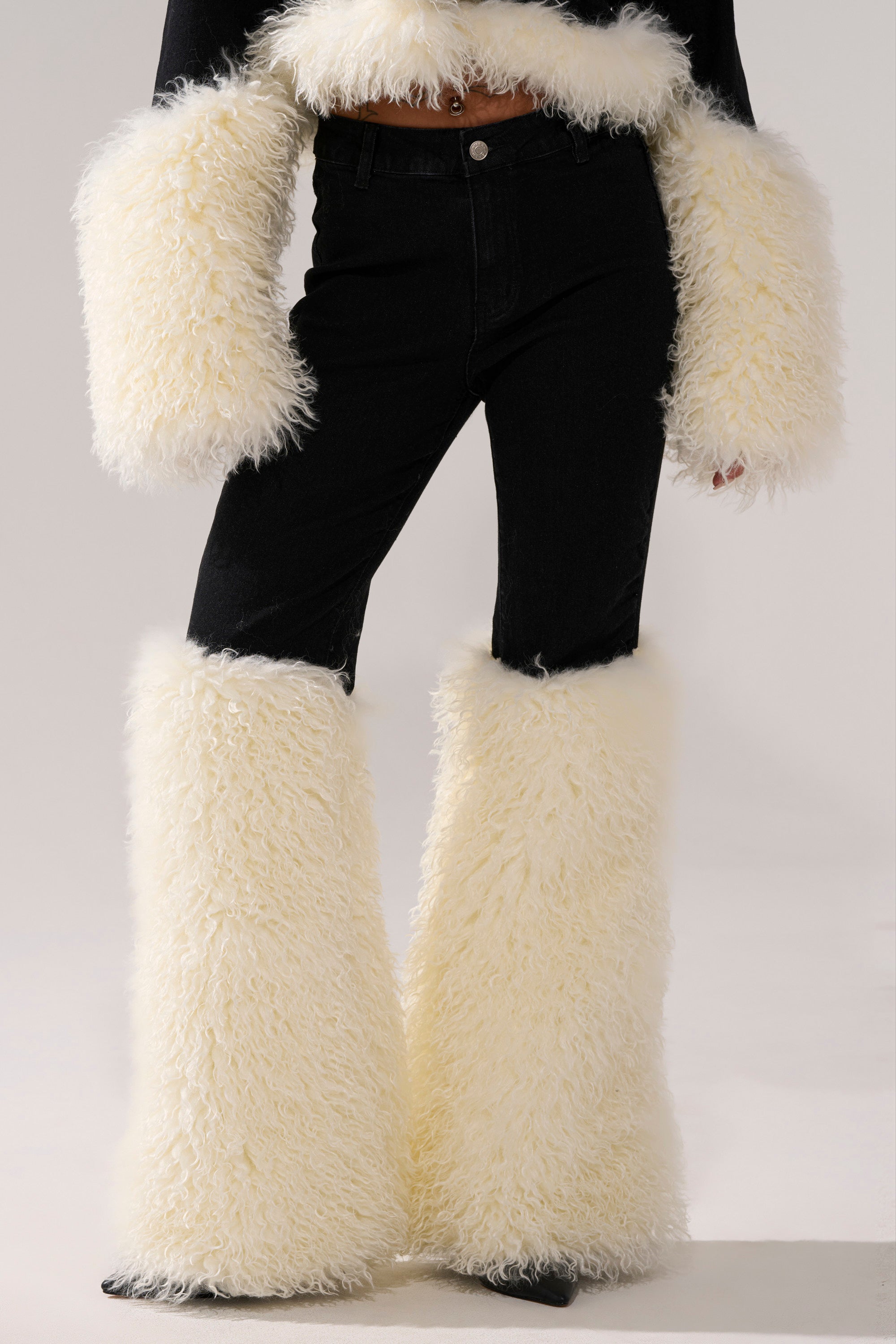 SITTING PRETTY FUR TRIM DENIM