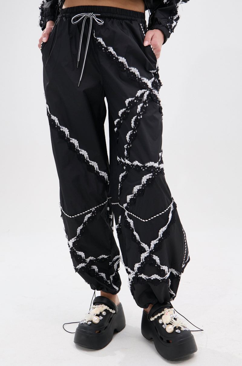 STRIKE OUT LACE TRIM JOGGER