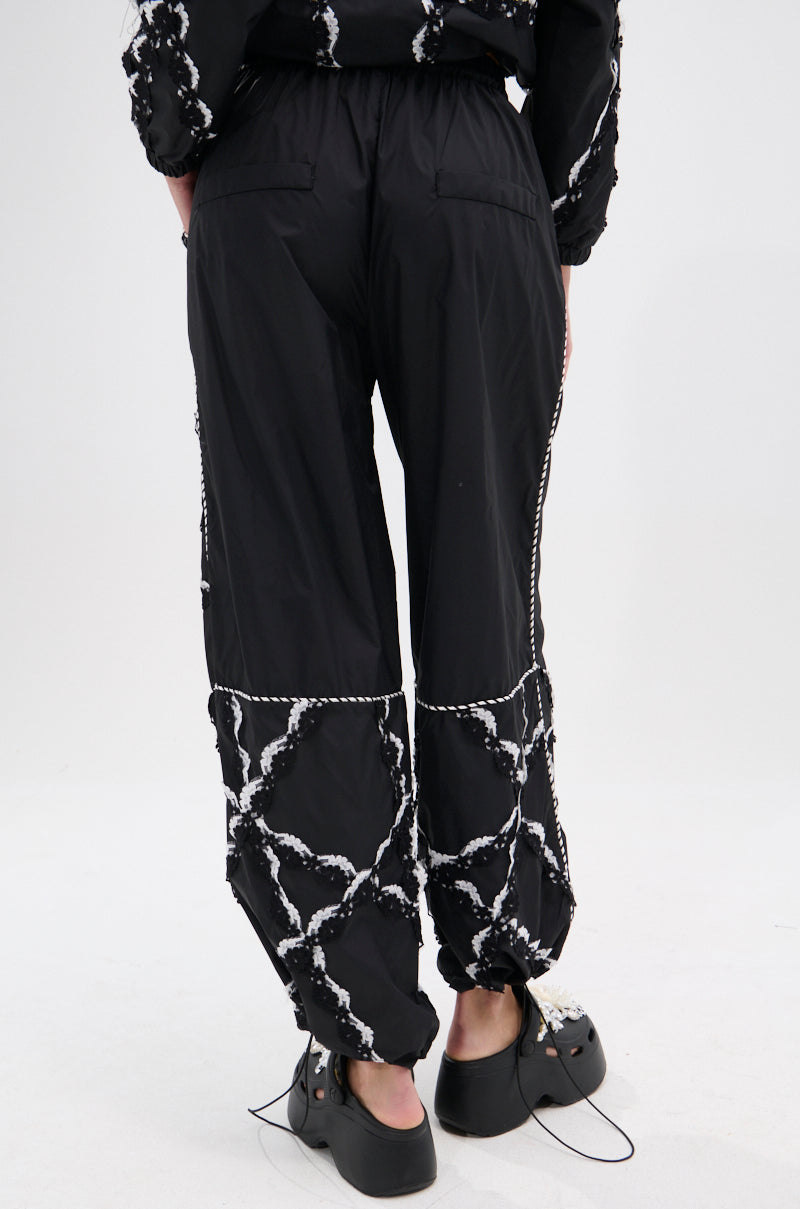 STRIKE OUT LACE TRIM JOGGER