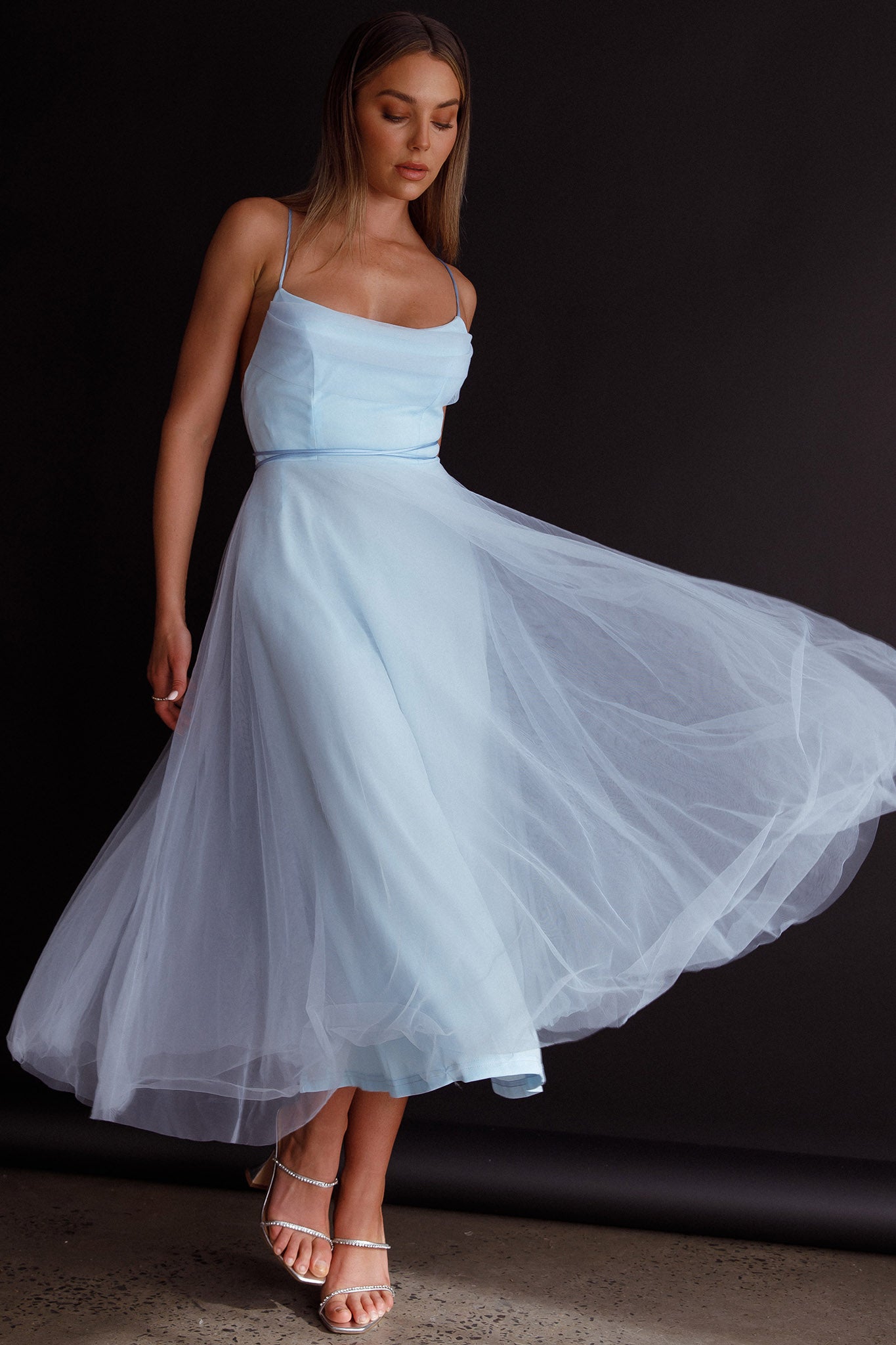 Floating By Pleated Neckline Mesh Midi Dress Blue