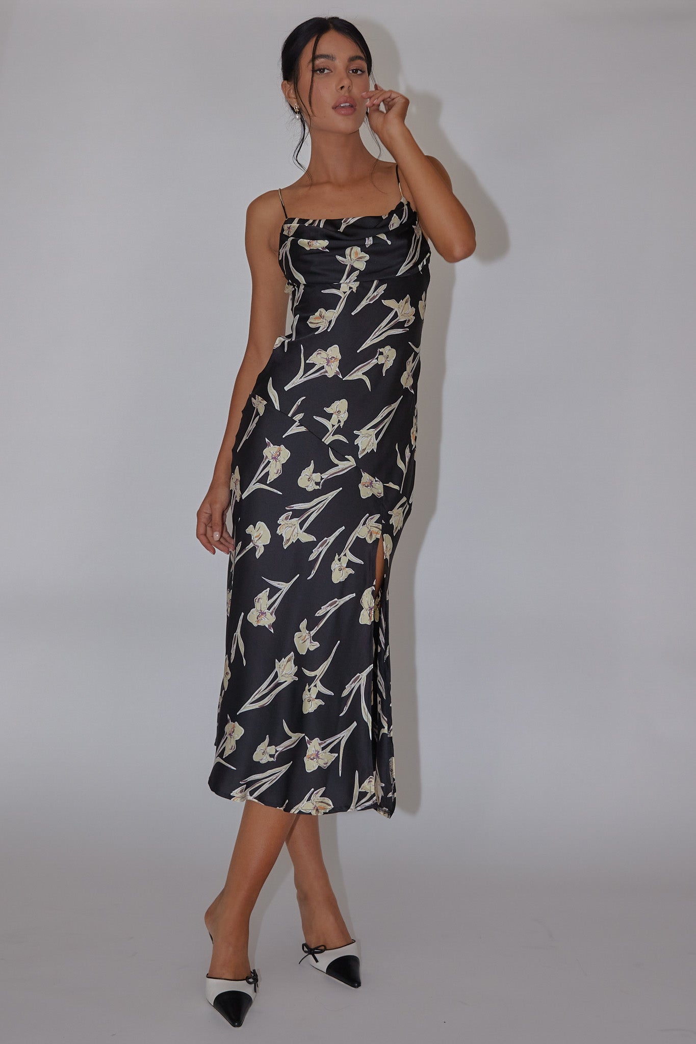 Well Versed Pleated Bust Front Split Dress Orchid Black