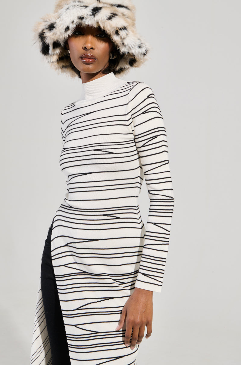 ISA HIGH LOW SEXY SLIT STRIPED SWEATER IN WHITE