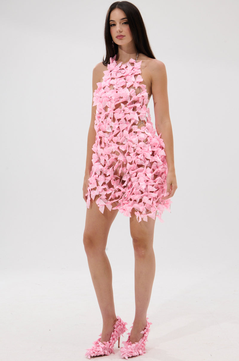 SLAP IT WITH A BOW CHAIN MINI DRESS