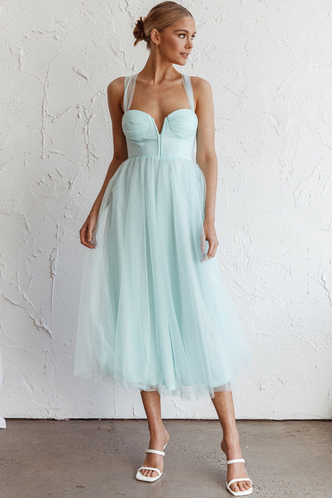 Surreal Lace-Up Back Tulle Midi Dress Mint