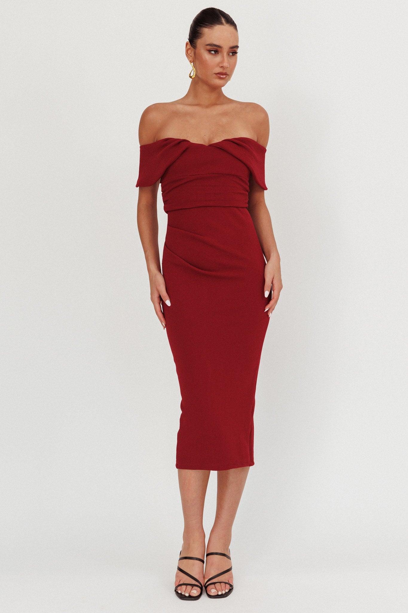 Lillianne Off-Shoulder Midi Dress Wine