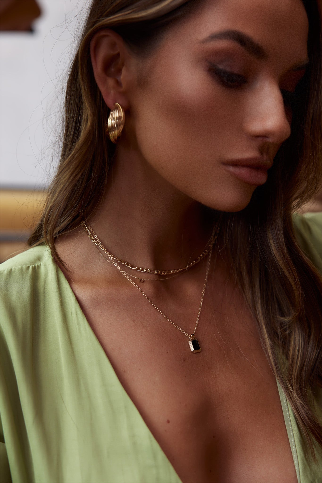 Celia Twist Hoop Earrings Gold