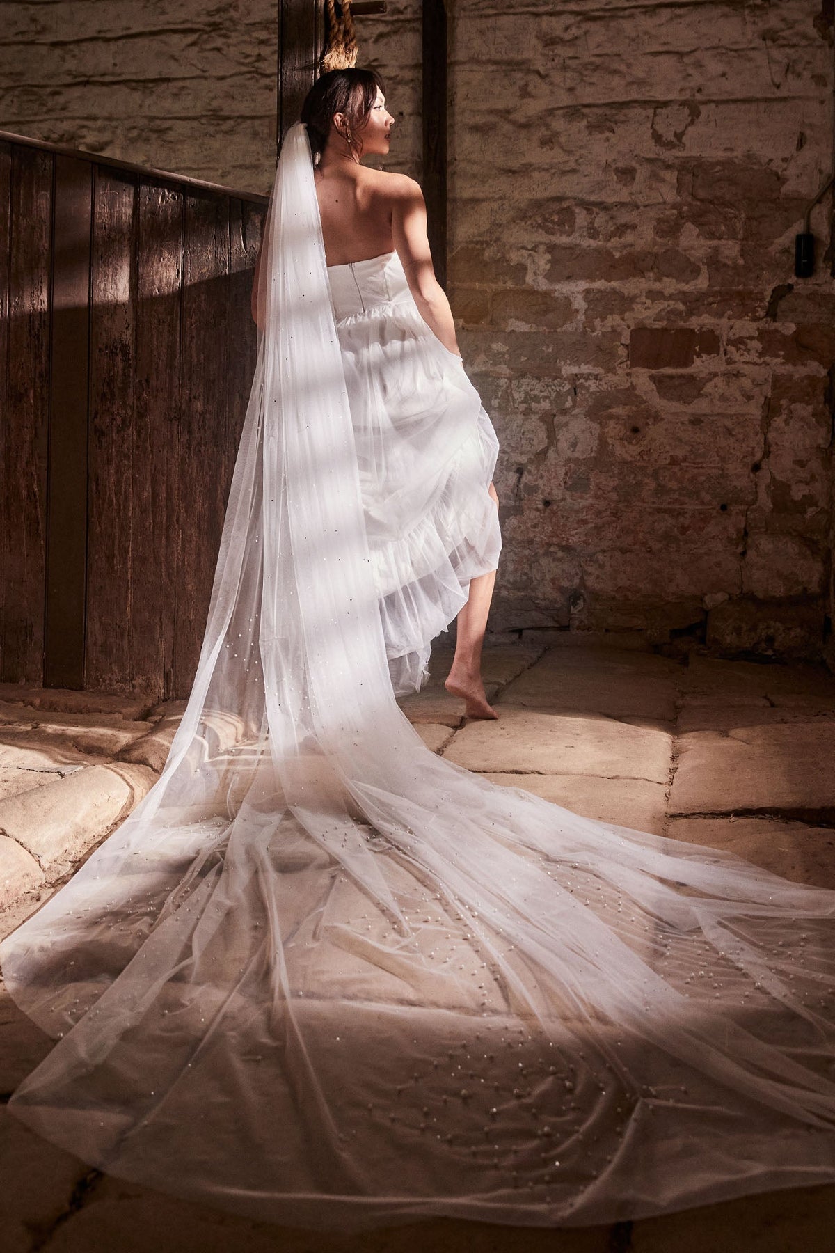Divine Long Pearl Veil White