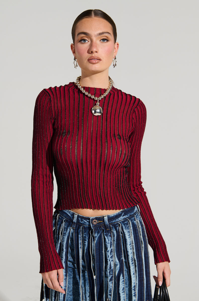 LOOKING SNATCHED STRIPED KNIT TOP IN RED