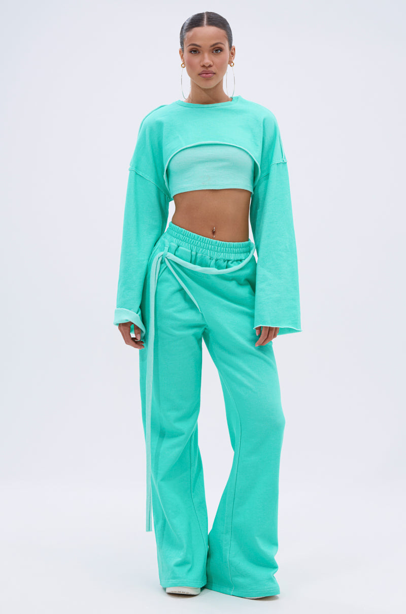 ISSA DOUBLE LAYER CROP SWEATSHIRT IN TIFFANY