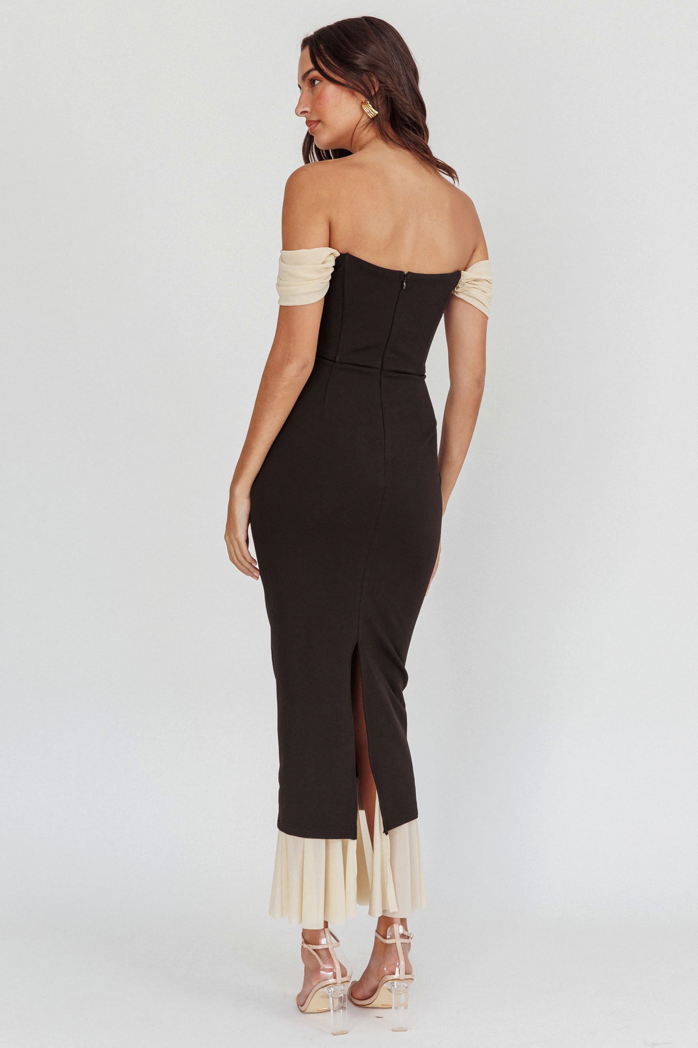 Freesia Off Shoulder Bodycon Maxi Dress Black