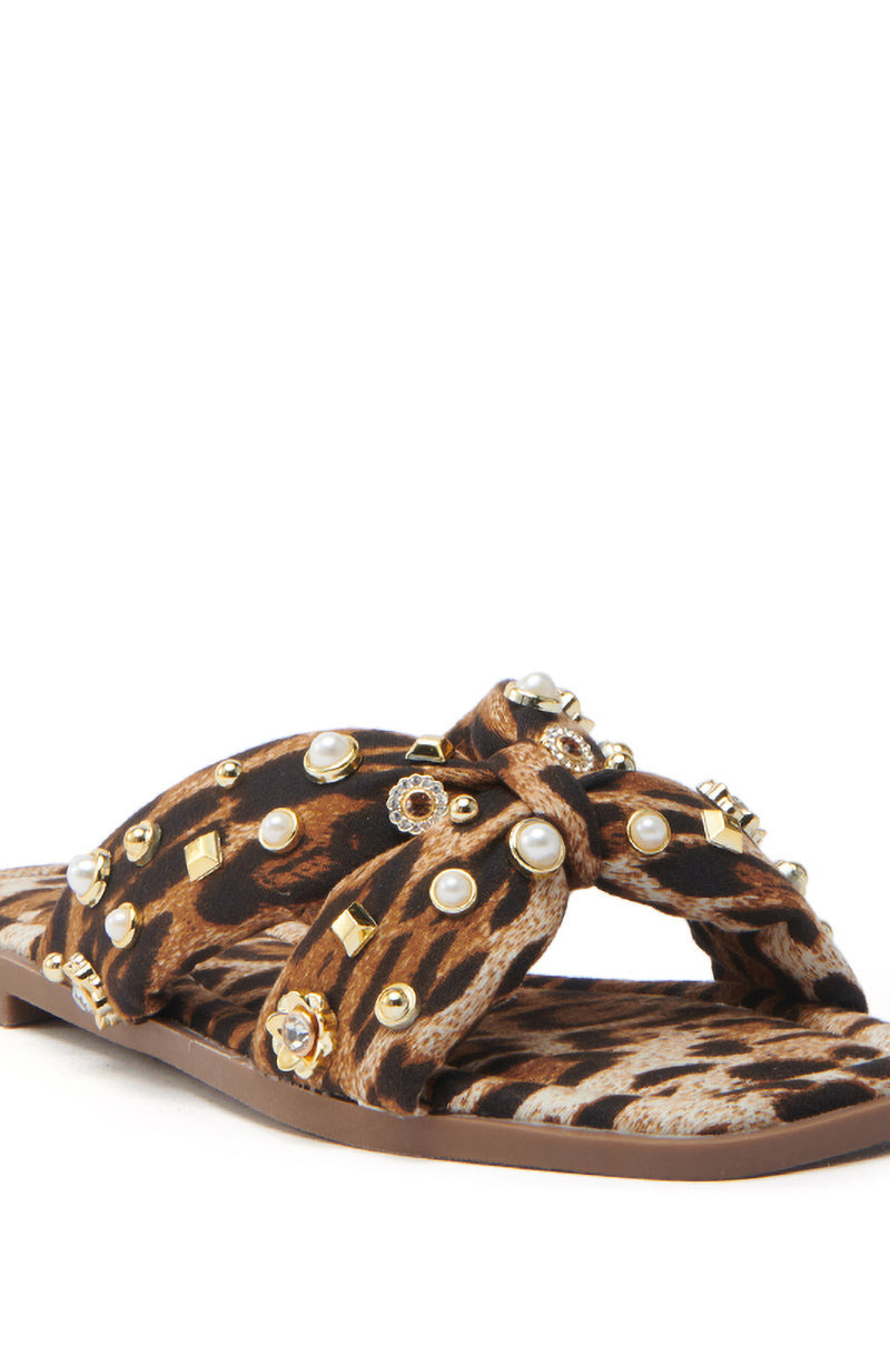 AKIRA RAMSEY LEOPARD FLAT SANDAL