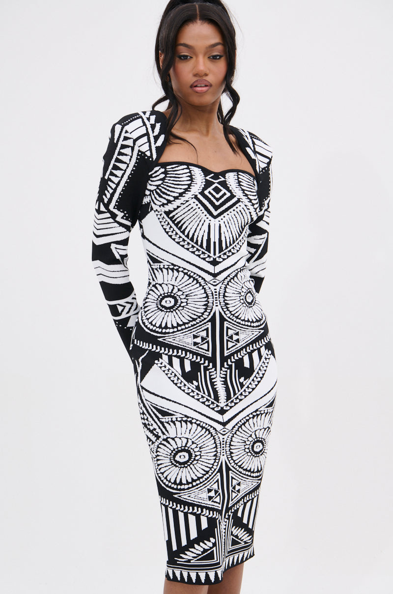 NOT YOUR AVERAGE WOMAN PRINTED MIDI DRESS