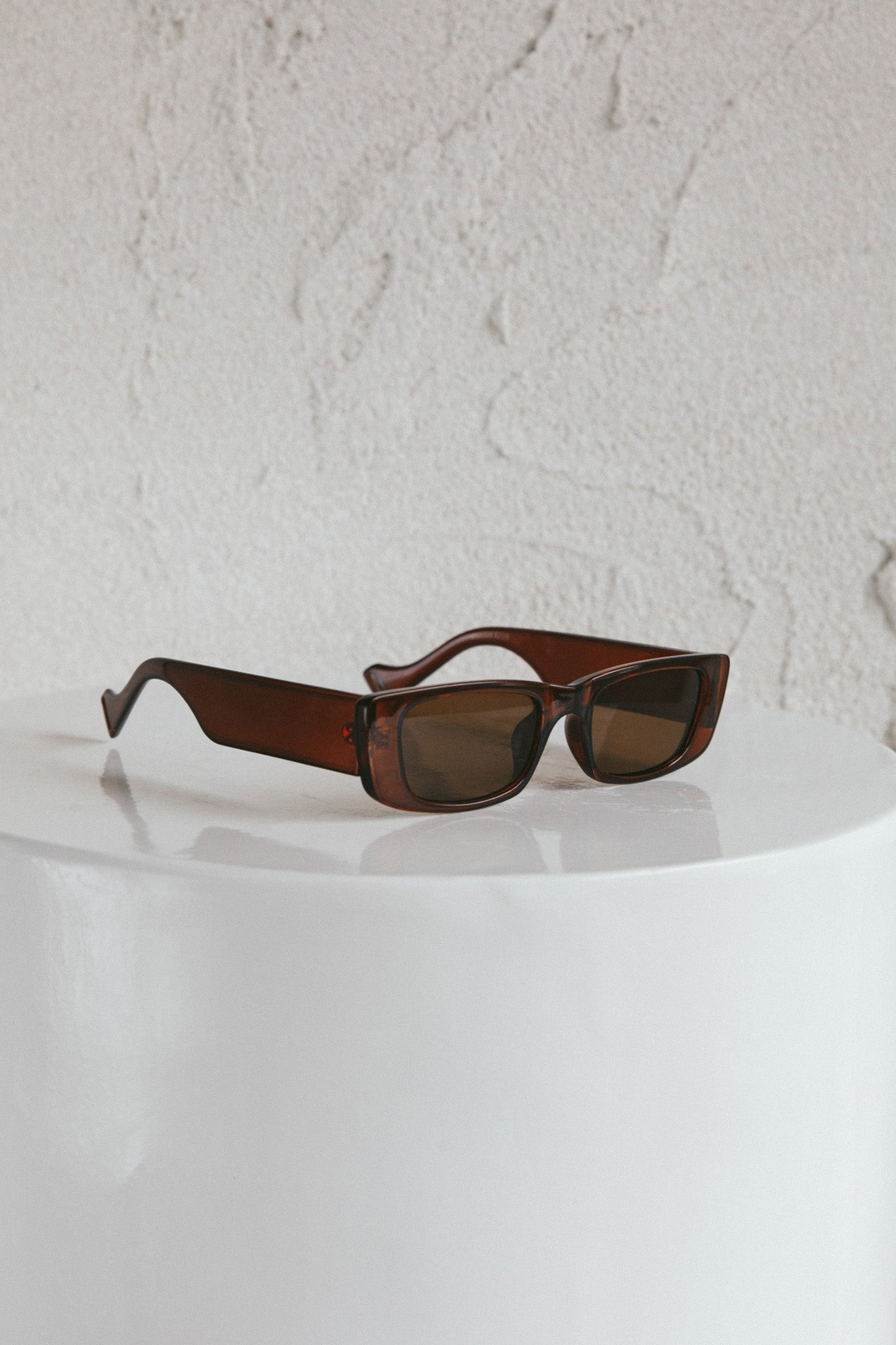 Hacker Classic 90's Square Frame Sunglasses Tea