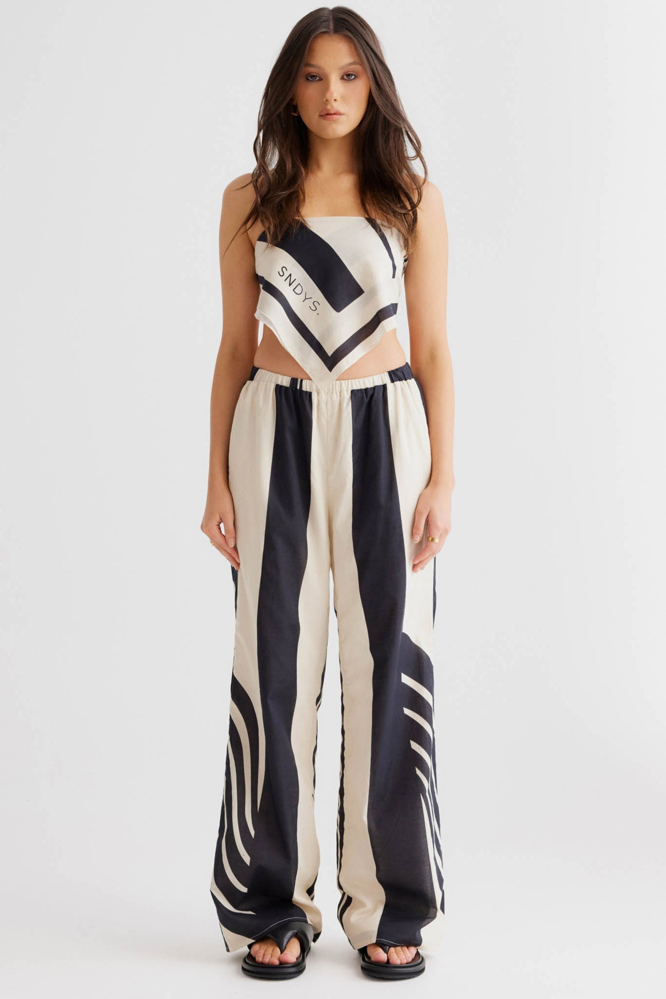 SNDYS Alba Wrap Black Print