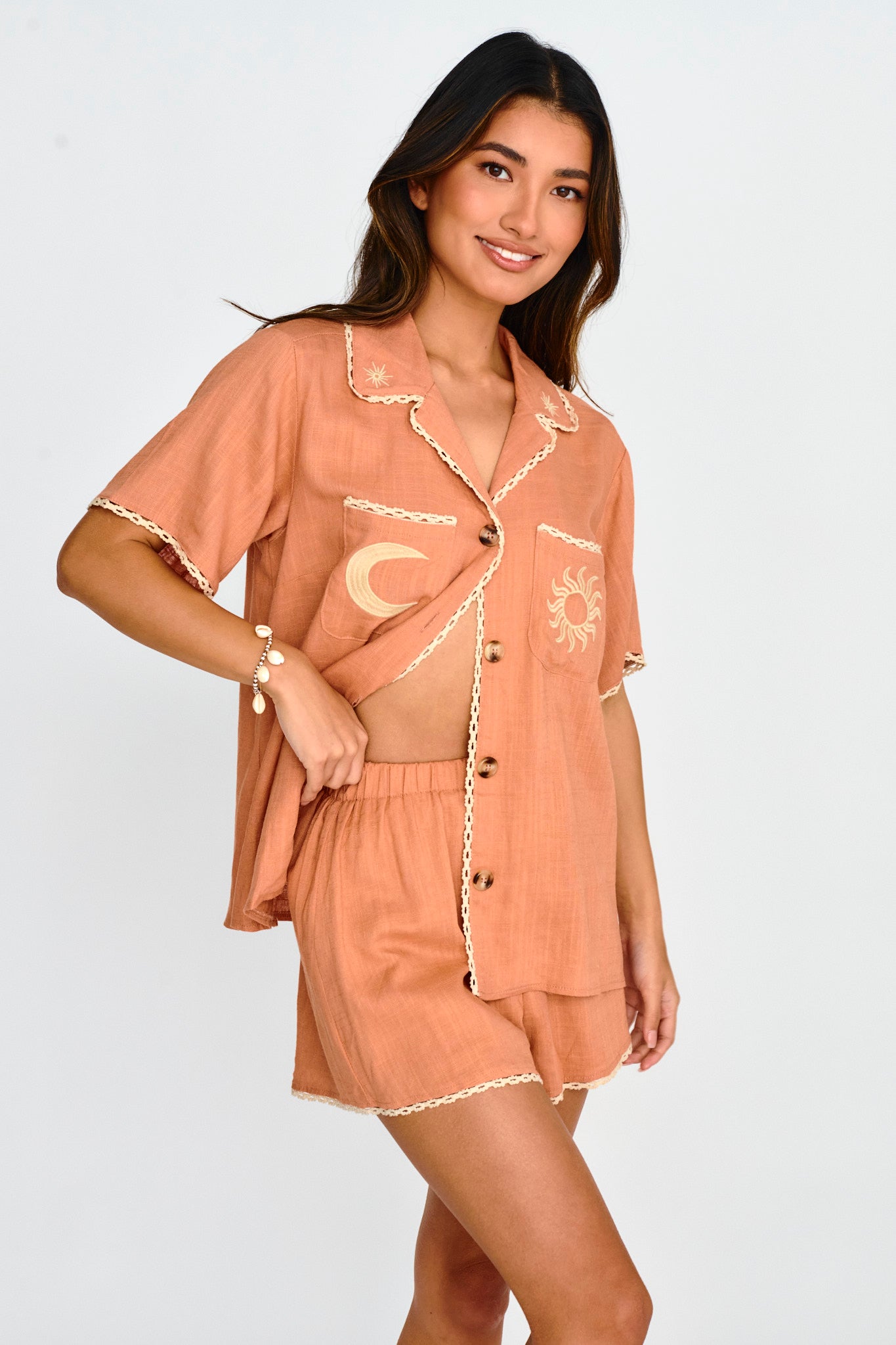 Swing Of Things Embroidered Shirt Mocha
