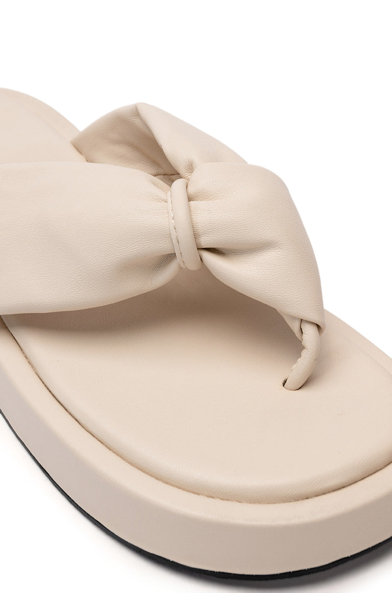 AZALEA WANG KARSYN FLAT SLIP ON SANDAL IN CREAM