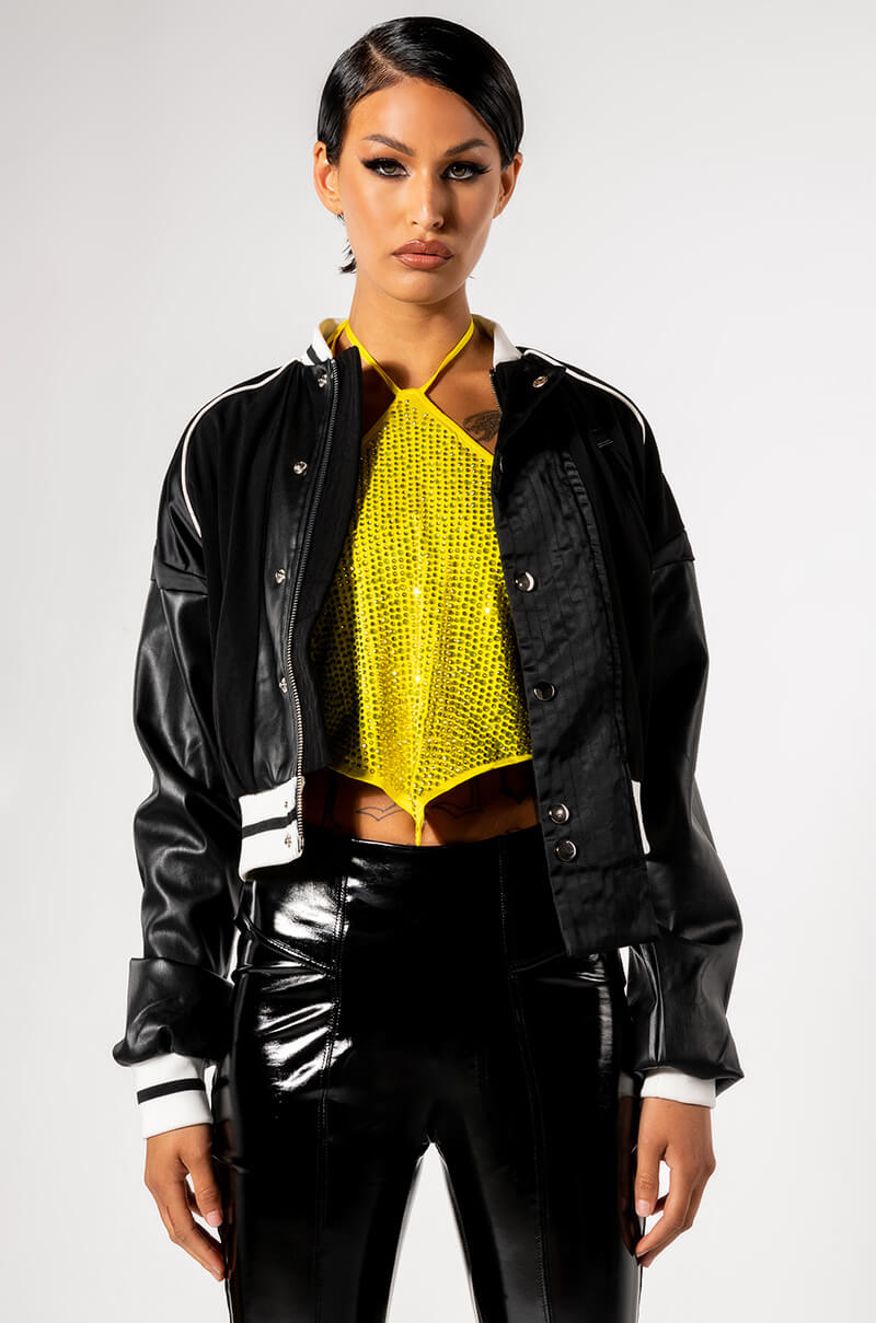 RUNNER FITTED CROP VARSITY BOMBER