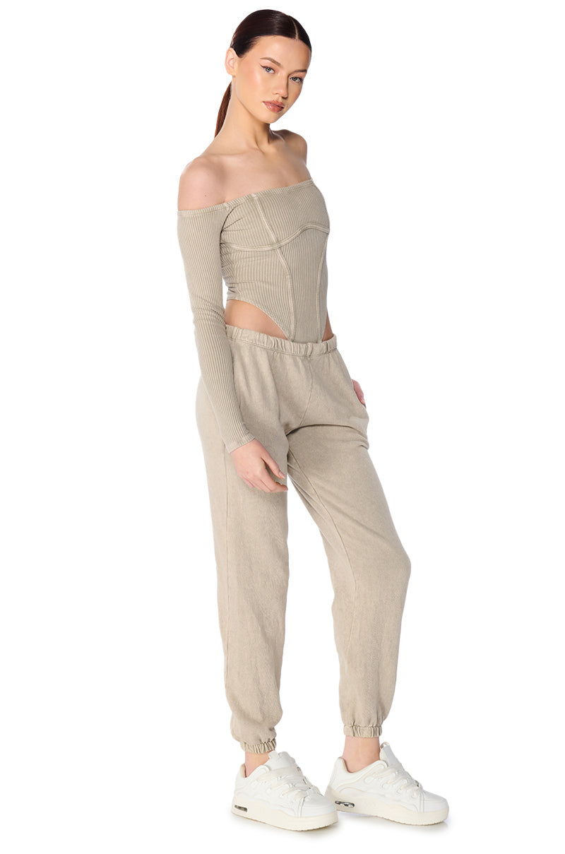 KATRINA MINERAL WASH JOGGER IN LIGHT GREY