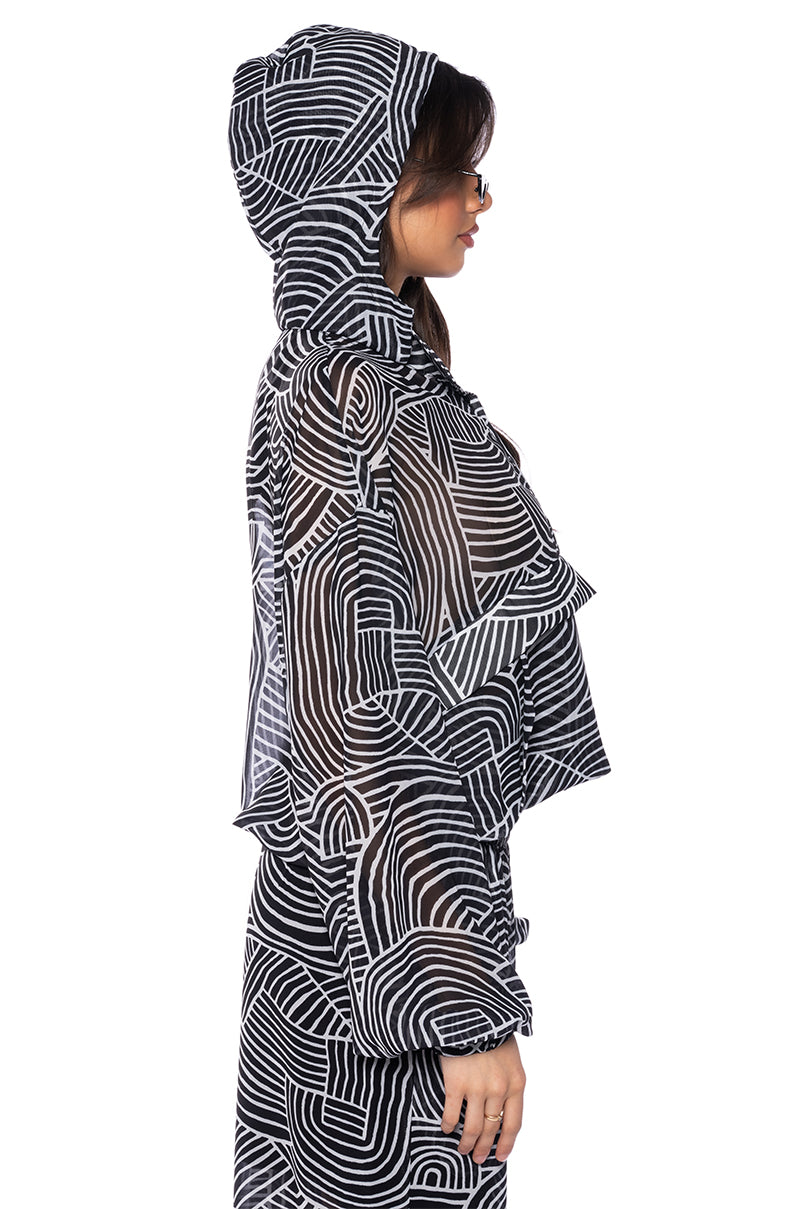 NEVER ENDING HILLS LIGHT PULLOVER