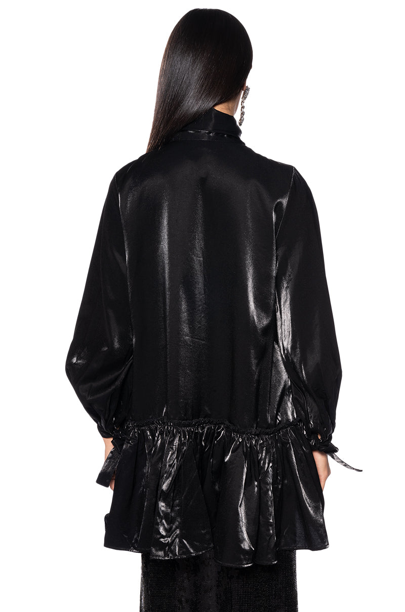 SIGNIFICANTLY ME RUFFLE HEM BLOUSE