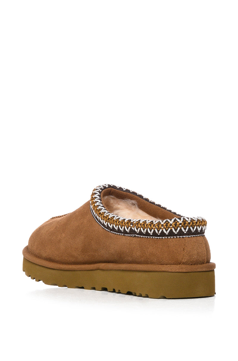 UGG TASMAN SLIPPER IN CHESTNUT