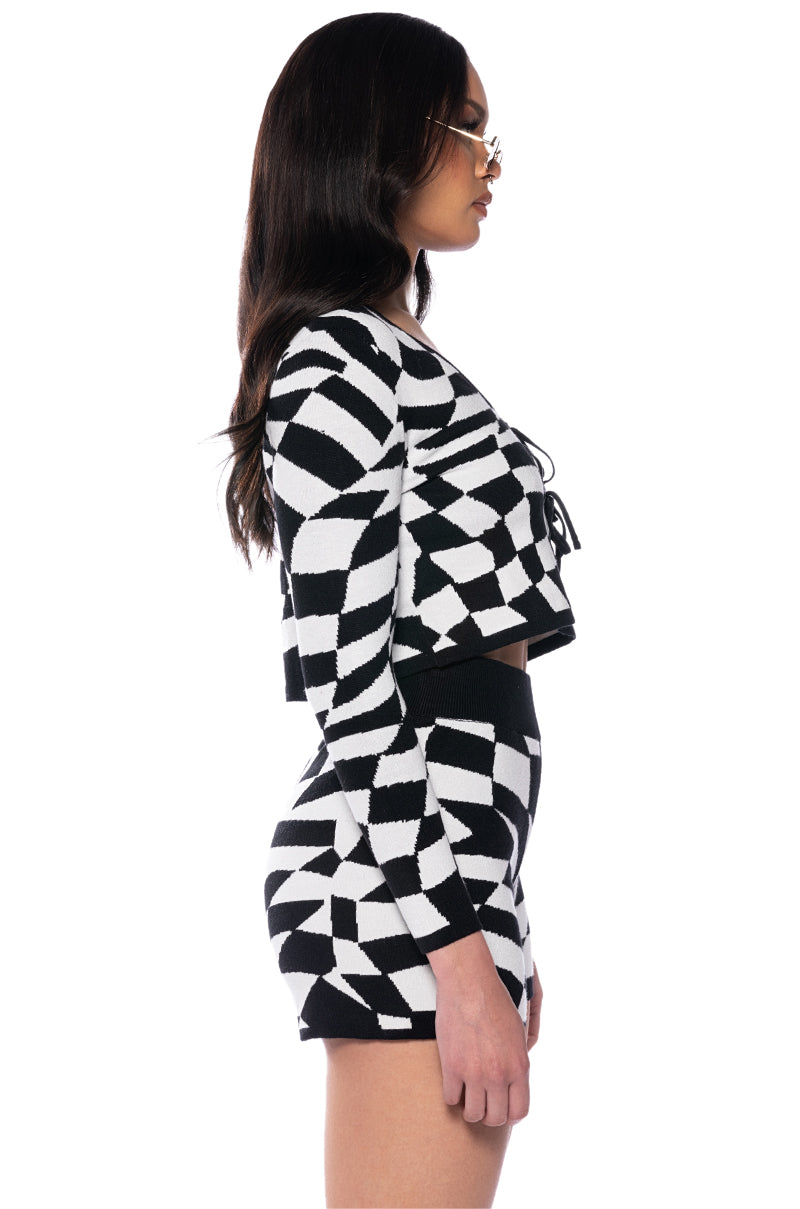 WAVY CHECKERED TIE FRONT CROPPED SWEATER